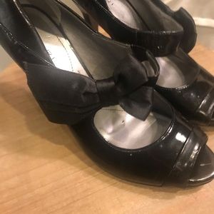 Black patent open toe pump